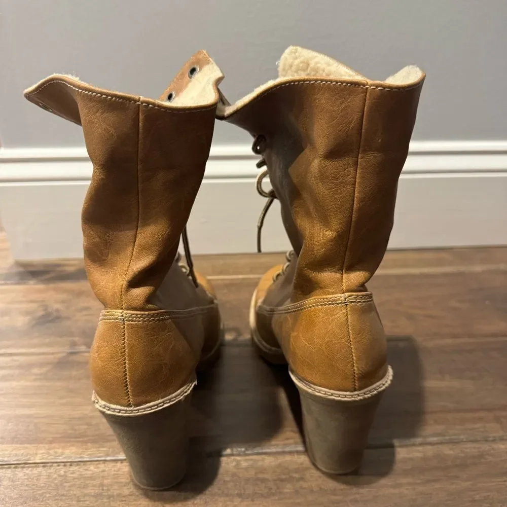 Mudd Tan Lace Up Round Toe Sherpa Lined Block Heel Utility Boots 8M
